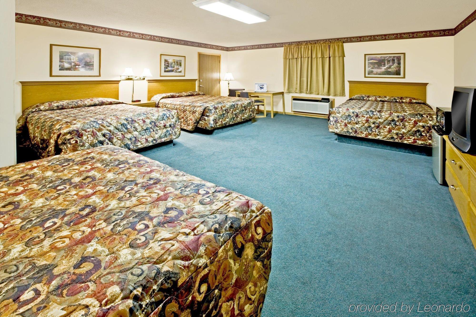 Americas Best Value Inn & Suites Thief River Falls Kamer foto